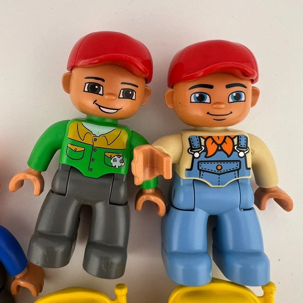 LEGO DUPLO Construction Worker Figures Lot of 5 Builders Minifigures‎ 2010